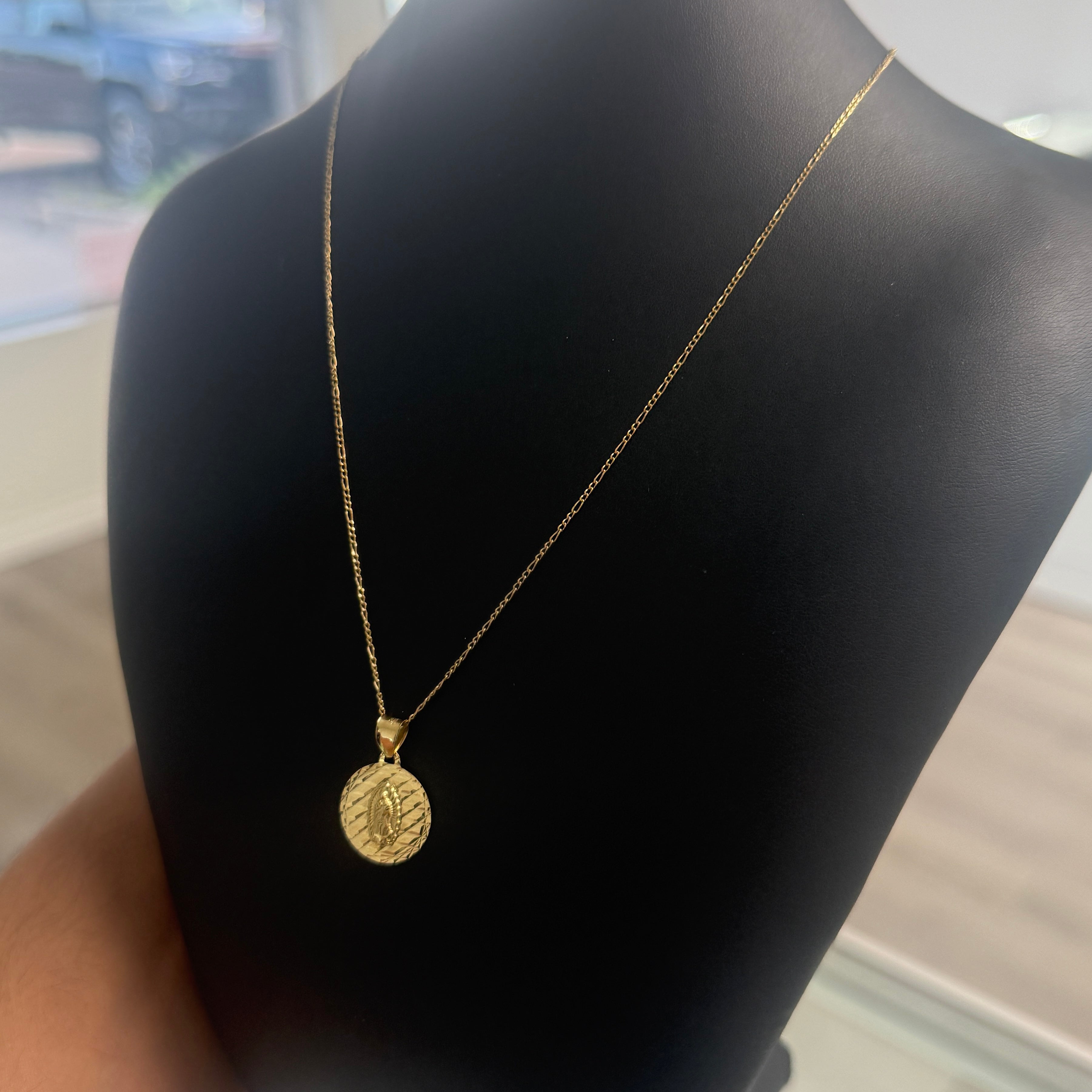 10k Gold Virgin Mary Set