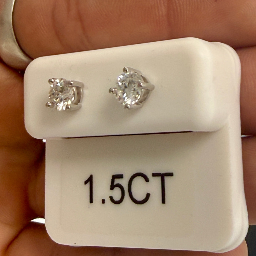 1.5 ct Moissanite Earrings